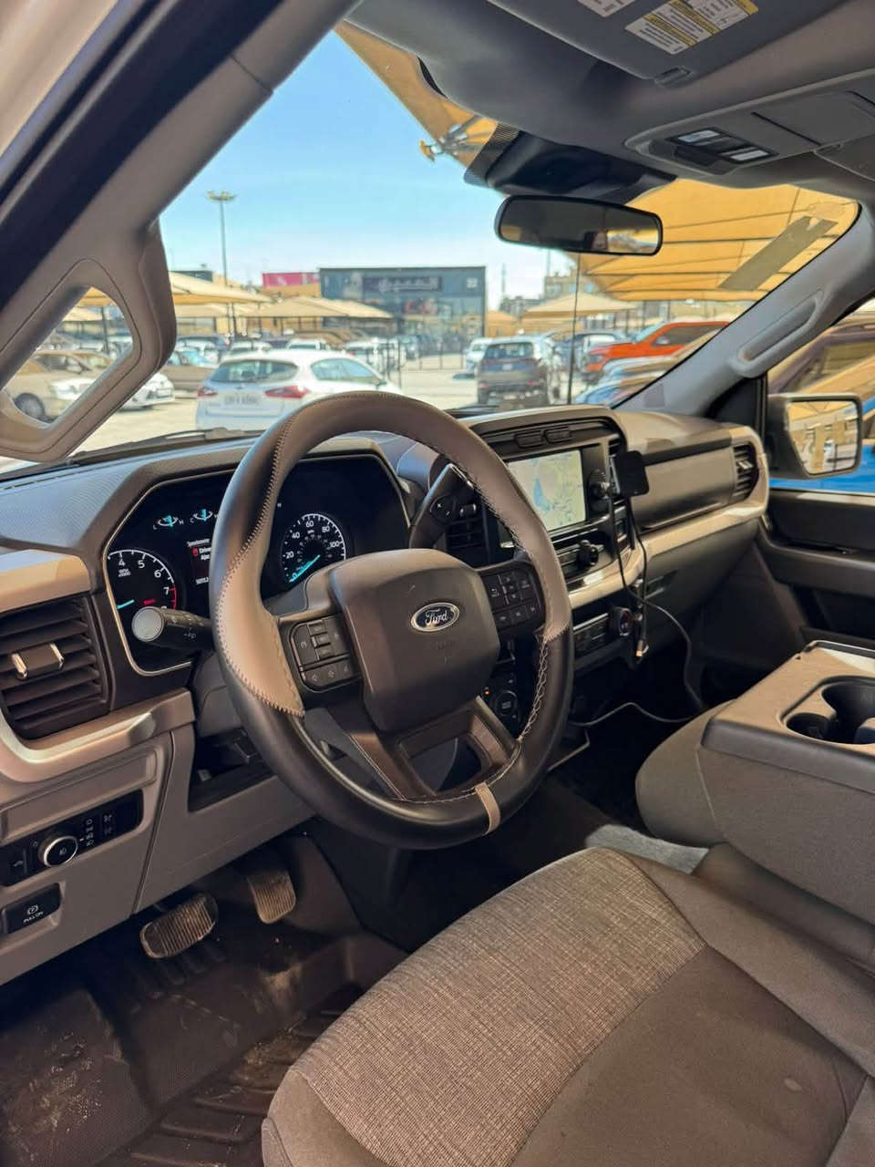 فورد f150موديل٢٣السياره كلين بدون صبغ. ماشيه ٦٠الف.  السياره جديده  بدون اي نقص  رقم شمالي. السياره فور ويل. مكينه ٨سلندر تنفس طبيعي   للاستفسار *********** مكان السياره كربلاء.
