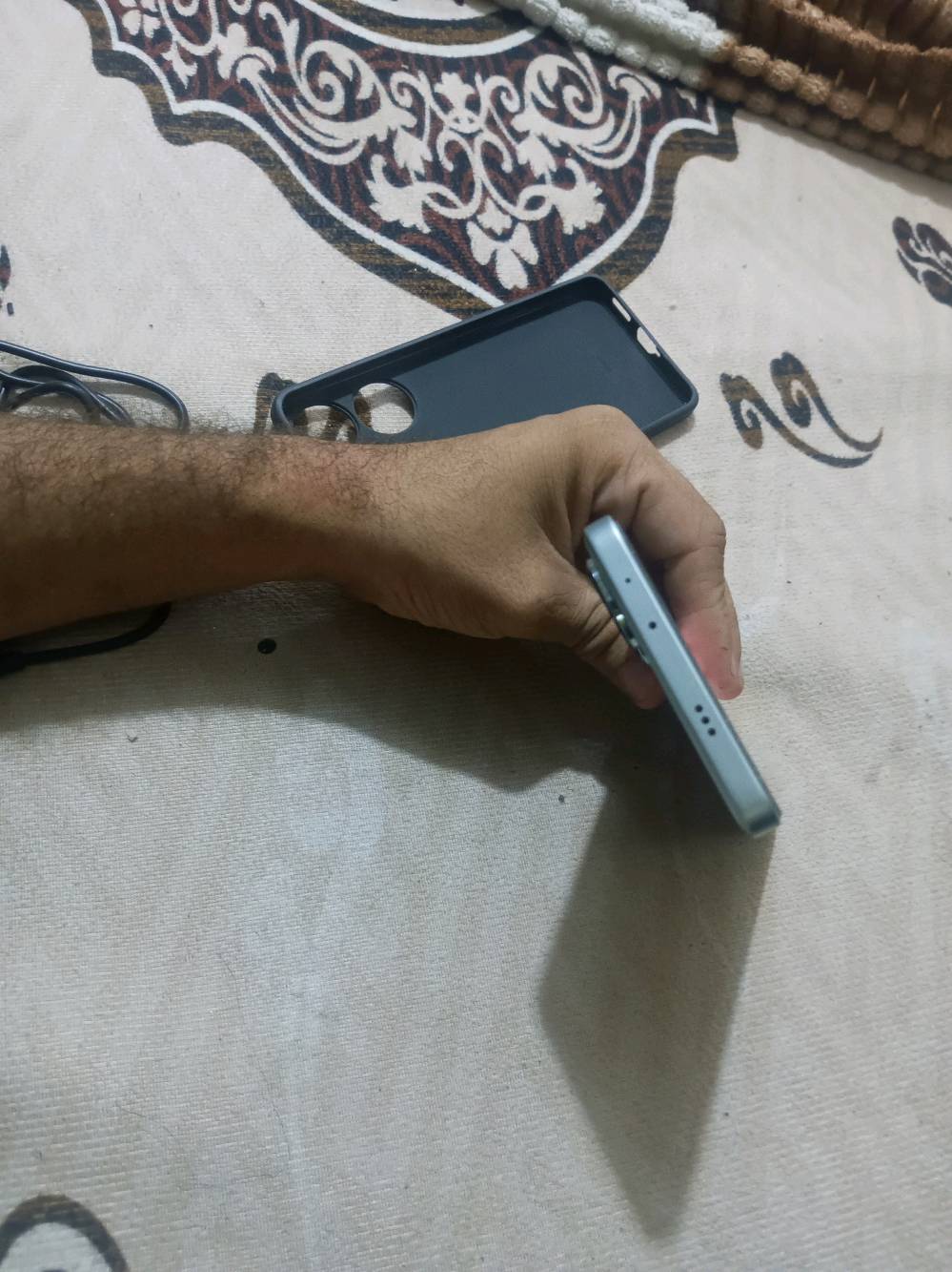 جهاز مراوس سارله 20 يوم جايبه من الوكاله مراوس بايباد 11 2018 او 2020 كون نجف فقط نجف جهاز سعره هوه ولبراد 465 عليه