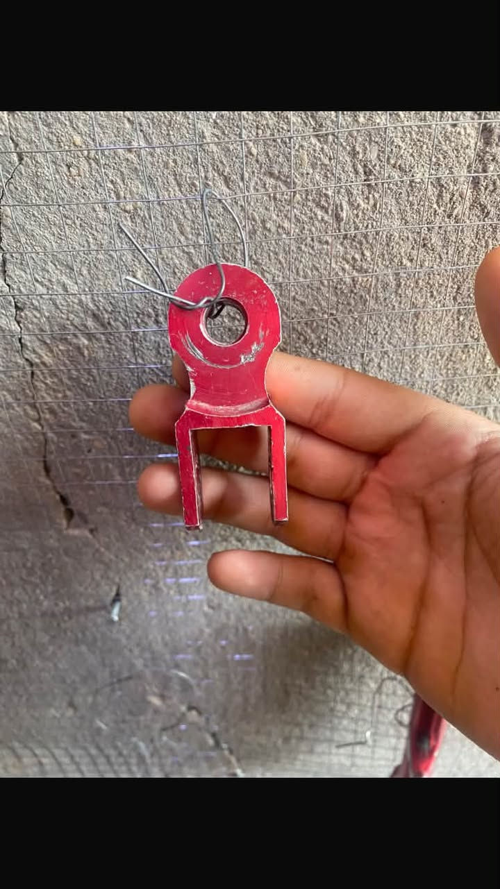نواعم كلهن كرزي  للبيع مكاني شارع فلسطين ***********
