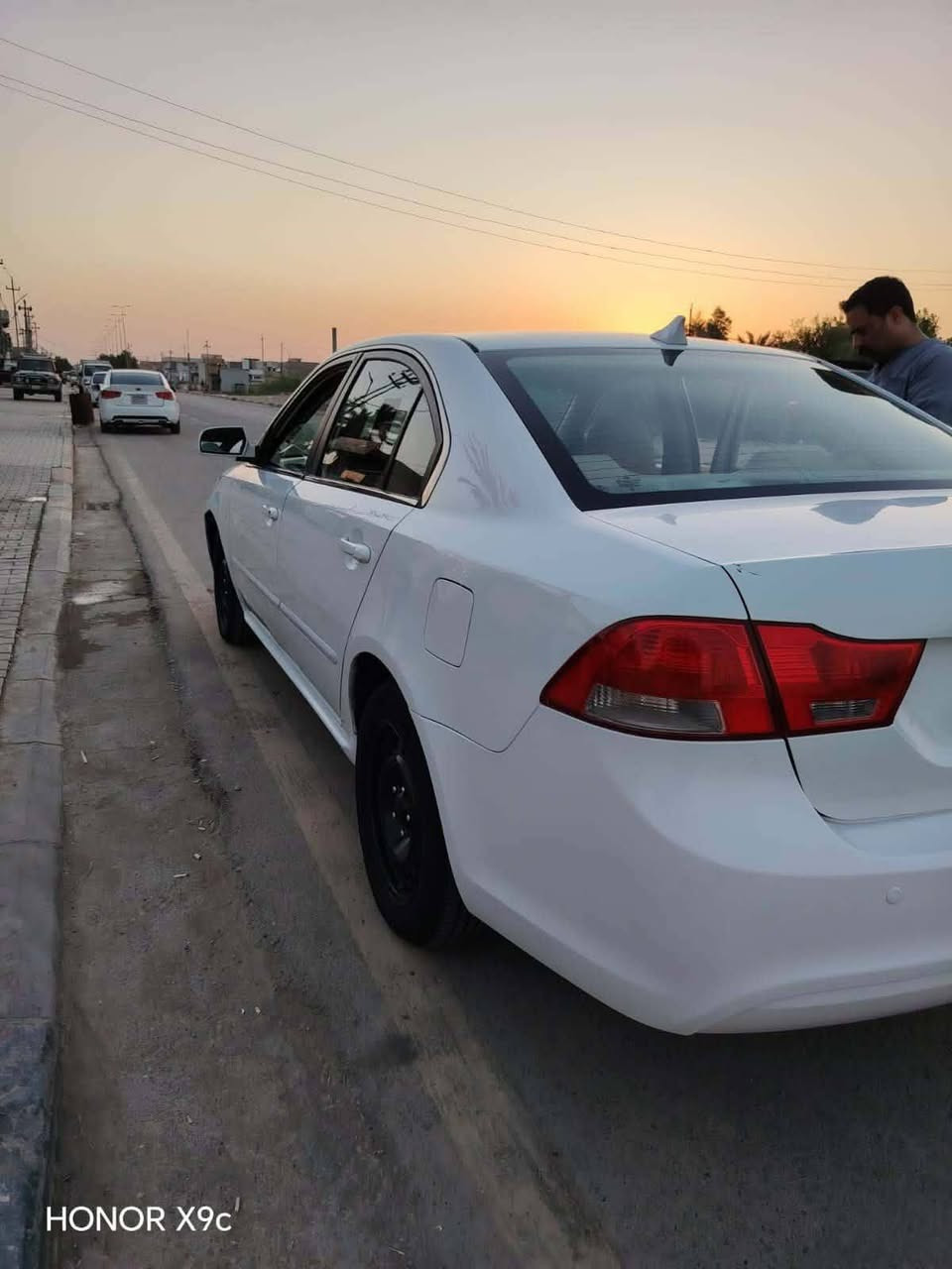 اوبتيما موديل ٢٠١٠ بسمي  بيه جاملغ وبنيد نفس اللون السياره جديده استخدام شخصي موجوده في واسط السعر 95  وبيه مجال اتصال ***********
