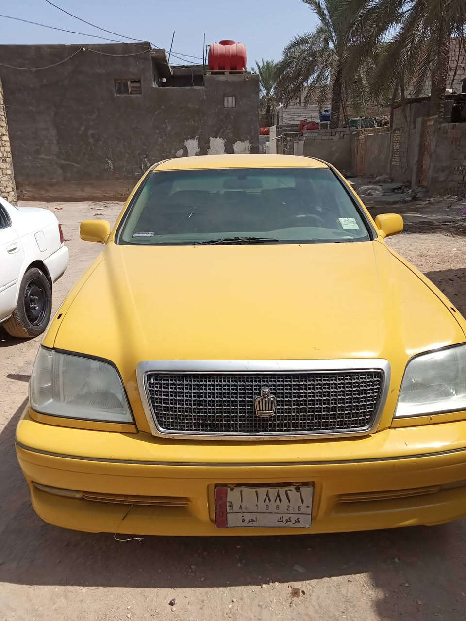 ملكه موديل 2003
رقم الماني كركوك 
منتهيه بل23 
حداديه تعبانه ومشط ستيرن فقط
صبغ عام جماليه
مكينه دي فور 
سعره 40 مكاني نجف كوفه شارع المعمل 
رقم التليفون ***********
