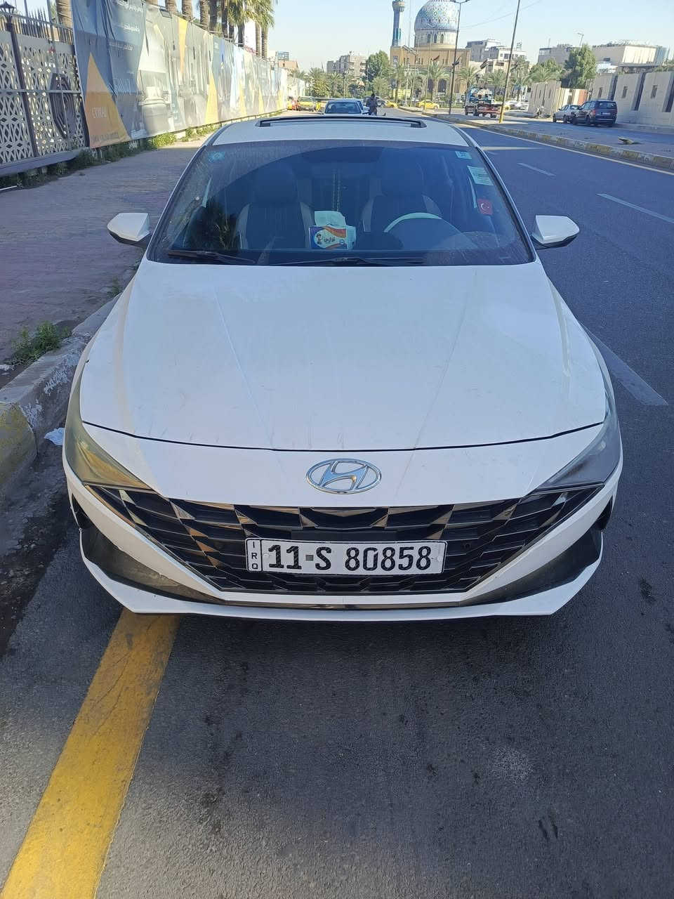 سلام عليكم النتره مديل 22 خليجيه فول موصفات واحد عله واحد سياره بيه شويه صبغ بل حافه مال بنيد وبدون وداخل وبل باب طخه وصبغت ربع صابع من باب لسايق سياره بسمي تحويل ثاني يوم لسعر 147 رقم ***********
