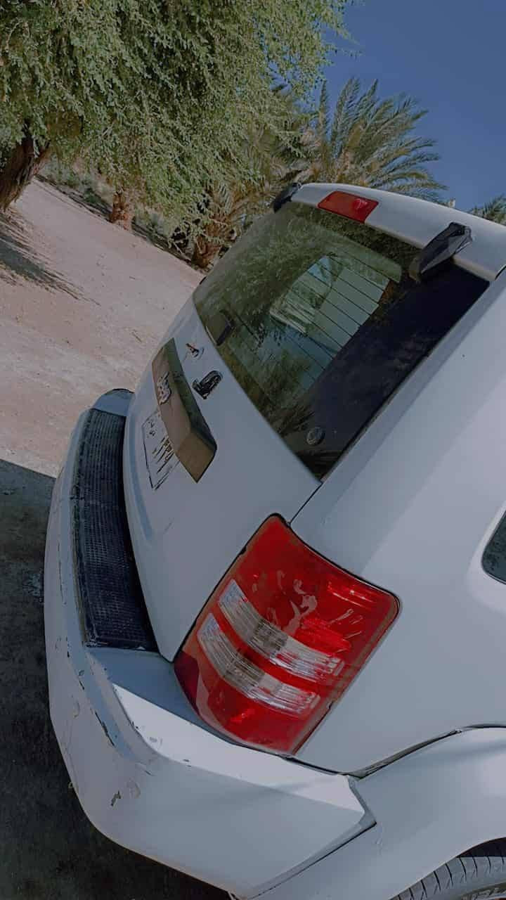 اسلام عليكم
جيب ٢٠٠٨ لبتري 
مكينه ٣٧٠٠ بلاد ٦ سلندر
رقم ذي قار قاصرين
حداديه كارتون  انطكياه  وياه ممشدوده بعده
مكاني ذي قار الشطره
تبريد غاز يمكن
سياره جاهزه وشغاله وتخبل سعره مناسب  ٤٠ ورقه 
 ارقامي***********.......
***********.....
