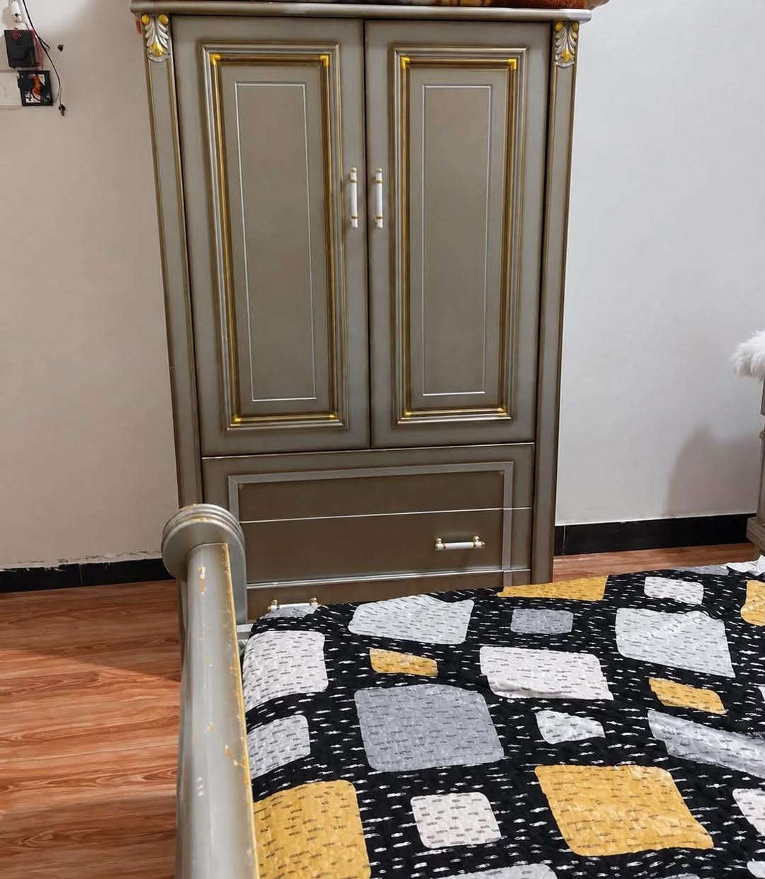 غرفة نوم • نضيفه • مجال تفاوض