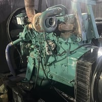 للبيع فالفو 122  الغزاليه  07813730593 ستندر  وتوليد ستانفورد بلادي 32...