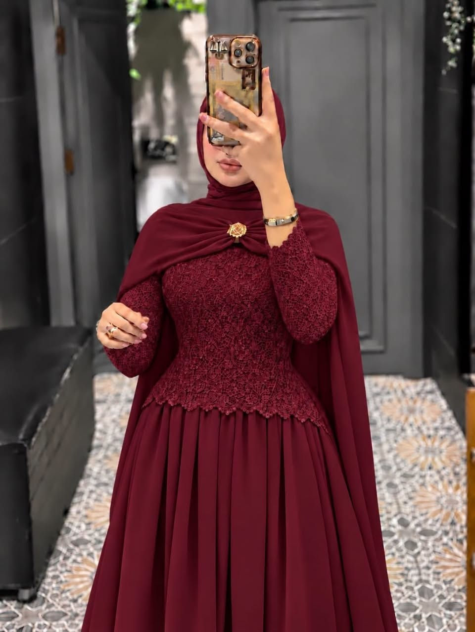 فستان قطعتين • مقاسات ٣٨-٤٨ • متوفر توصيل