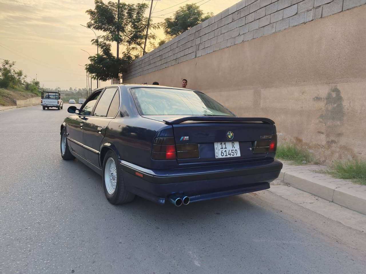 بي ام 525 • موديل ٩٠ • رقم بغداد