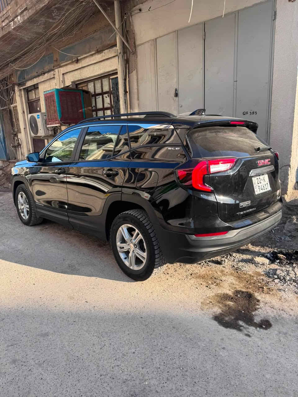 🚘 للبيع GMC Terrain SLE 2022
🔹 الفئة: SLE
🔹 المحرك: 1.5 تيربو
🔹 الدفع: 4×4
🔹 اللون: أسود 🖤
🔹 معدل المشي : 85,000 كم ≈ 52,800 ميل
🔹 الوارد: أمريكي 🇺🇸
🔹 الحادث: قطعة واحدة فقط — جاملغ عكس السائق بسيط جداً 
🔹 الأيرباكات: سليمة ولم تفتح
🔹 الدواخل: وكالة ولم تتأثر بالحادث
🔹 المحرك والكير : على وضع الشركة، بدون تلاعب
🔹 السيارة: جاهزة للاستخدام

💰 السعر: 175 ورقة
📍 الموقع: بغداد – الأعظمية

السيارة نظيفة ومواصفاتها واضحة، والفحص على المشتري بكل رحابة.

📞 *********** للجادين فقط، يرجى التواصل للمعاينة.
