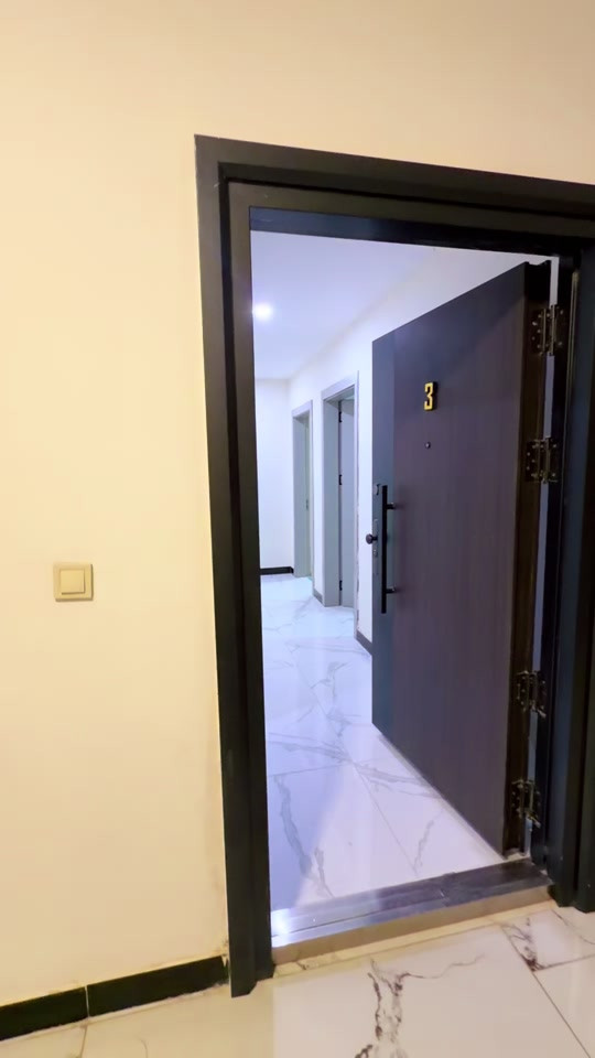 شقه للايجار في مجمع الخلود السكني مساحه 193 متر تحتوي على 3 غرف نوم وصاله كبيره وصحيات عدد3 ومطبخ مجهز بكاونترات للاستفسار ***********               #مجمع_الخلود_السكني #مجمعات_سكنية #ايجارات_بغداد #meme #اكسبلور 
