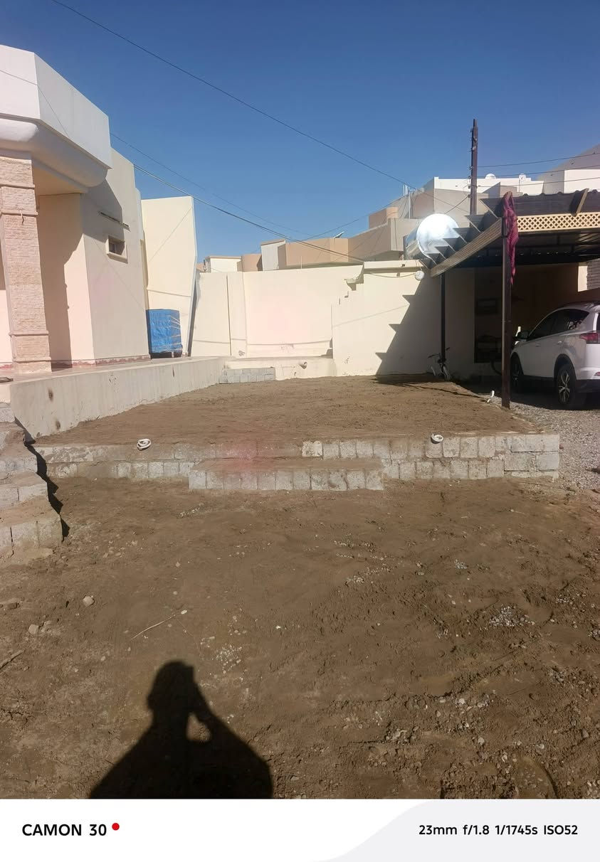 كادر عمل لكافه الاعمال
شرط شقل من گلب وكلشي علينا

***********
