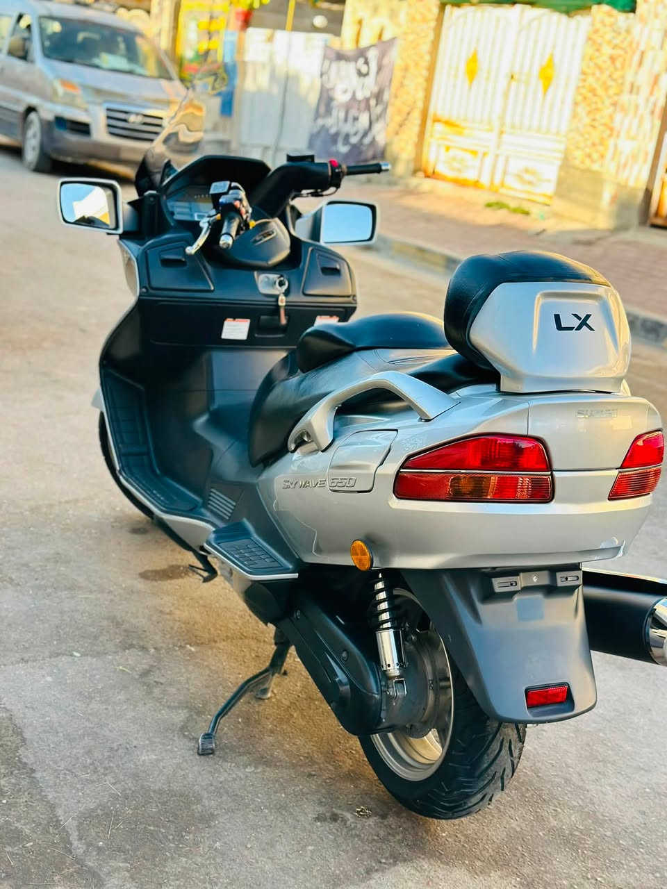 سكاي ويف 650 فول مواصفات عدا الجامه
كفاله عامه بوضع الشركة ماشيه 24 

مكاني بغداد سعر مناسب
غير متواجد بالفيس

***********
