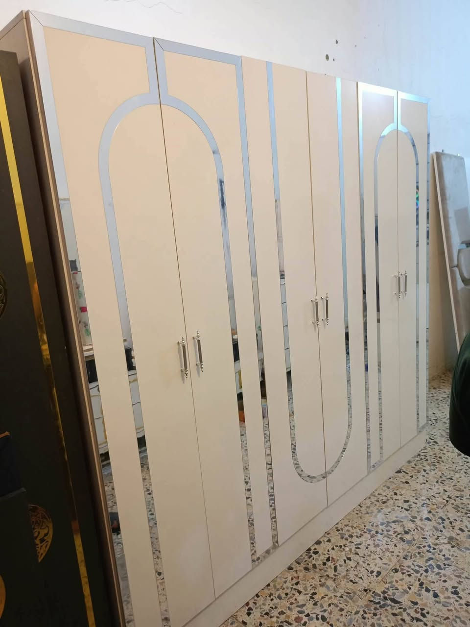 غرفة تركية • نضافة ٩٠٪ • ٥ قطع