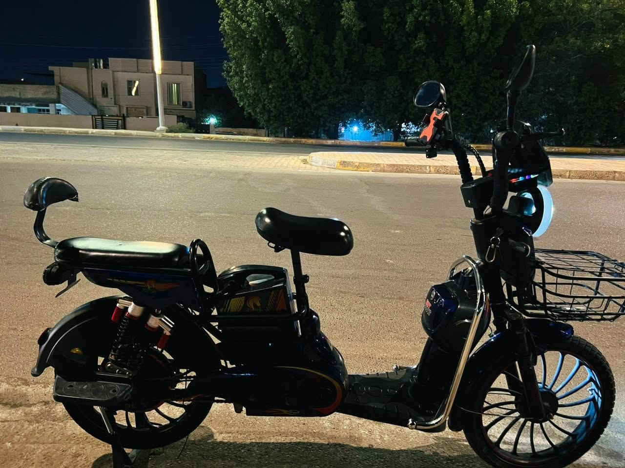 دراجه شحن للبيع 
***********
