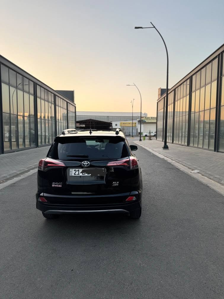 Toyoya rav4  awd  xle
مۆدێل : 2018  
ماوەی ڕۆشتن : 127.000km
بزوێنەر :  2.0L  ( 4 پستۆن )
  
مواسەفات : xle ده بل ئەکسل   
 بەسمە.  
سڵایت. 
رادار بێشەوە  
لایتی زینۆن  
چەمەلەغ سایەق بۆیاخە لەگەڵ دەرگای دوا سەکن     بێ ناوگرتن   ئێرباک بەس شان گۆڕاوە بە بیلاد   
سەنەوی تا ٢٠٢٩ تازەیە تەحویل غرامە بە شەرت 
    رەقەم شانسی::  2t3rfrev9jw783377
هەموو گیانی بەشەرت 
 نرخى 165 مەجال كه م
ته نها بؤ فرؤشتن
0️⃣7️⃣7️⃣0️⃣1️⃣5️⃣4️⃣2️⃣5️⃣4️⃣4️⃣ السليمانية, العراق
