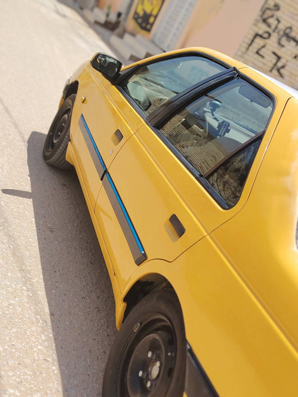 بيجو 405 للبيع موديل 2016 رقم إنكليزي بااسمي تحويل ثاني يوم 
بيجو 405 للبيع موديل 2016 السيارة جاهزه من كلشي كير و مكينه و كير جديدة جديدةٍ و هزه و هيئة تبريد ثلج مكانها النجف ***********
