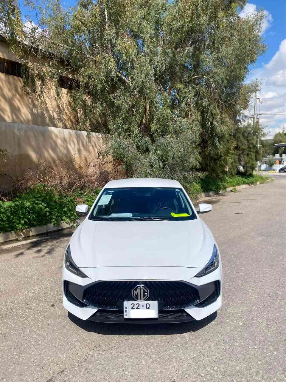 MG GT گير عادي دةعامي بو دةعامي بةشةرت سبووغ تةعديل تةزرة شوختو قوپيش بةشةرت تةنها ٢٨هةزار kmرويشتووة 
بةسةمةية شاشة گةورةية 
ويلكرومو لايتو بةگلايت ليدة 
سةيارةكة لةسةر دةقي شةريكةي ماوةتةوة بوزانياري زياتر پيوةندي بكة ***********واتساب أربيل, العراق
