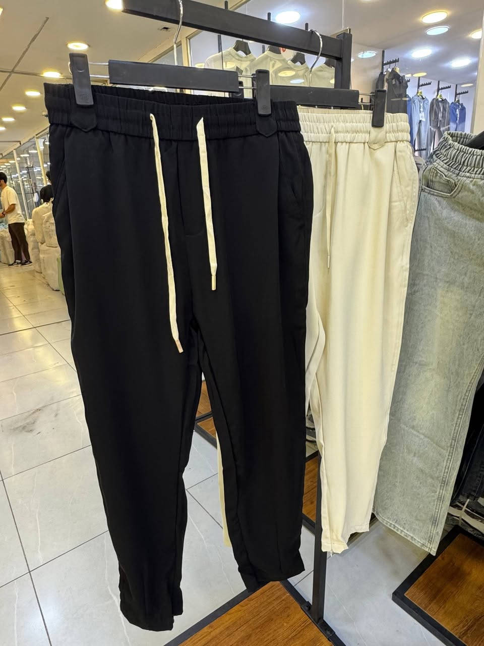 بجامة قماش • مقاسات M-4XL • اسود اوفوايت