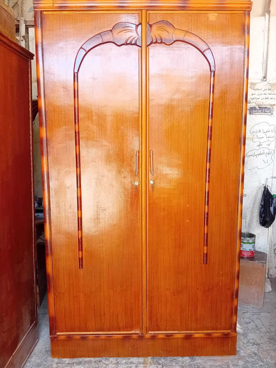 السلام عليكم  
كنتور ابو بابين 2 صاج مستخدم فول نضافه للبيع
السعر 130  عنوانه كوت حي الجهاد شارع النجارين قرب السيطره  تواصل *********** ويوجد على نفس الرقم واتساب وتلغرام
