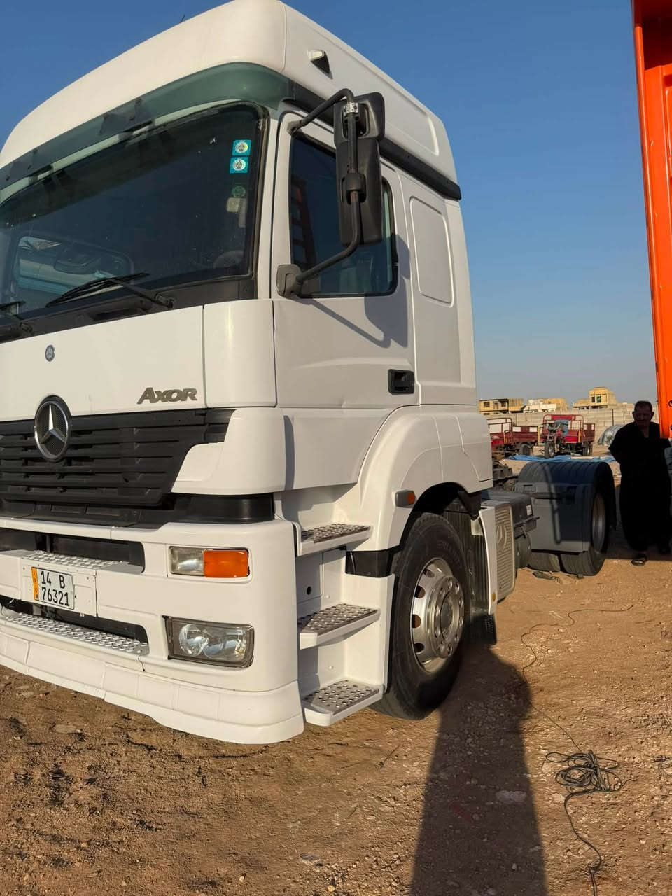 سلام عليكم  البيع اكسور سنويه جديده مربوطه صهريج سياره مكفوله الاستفسار ***********
