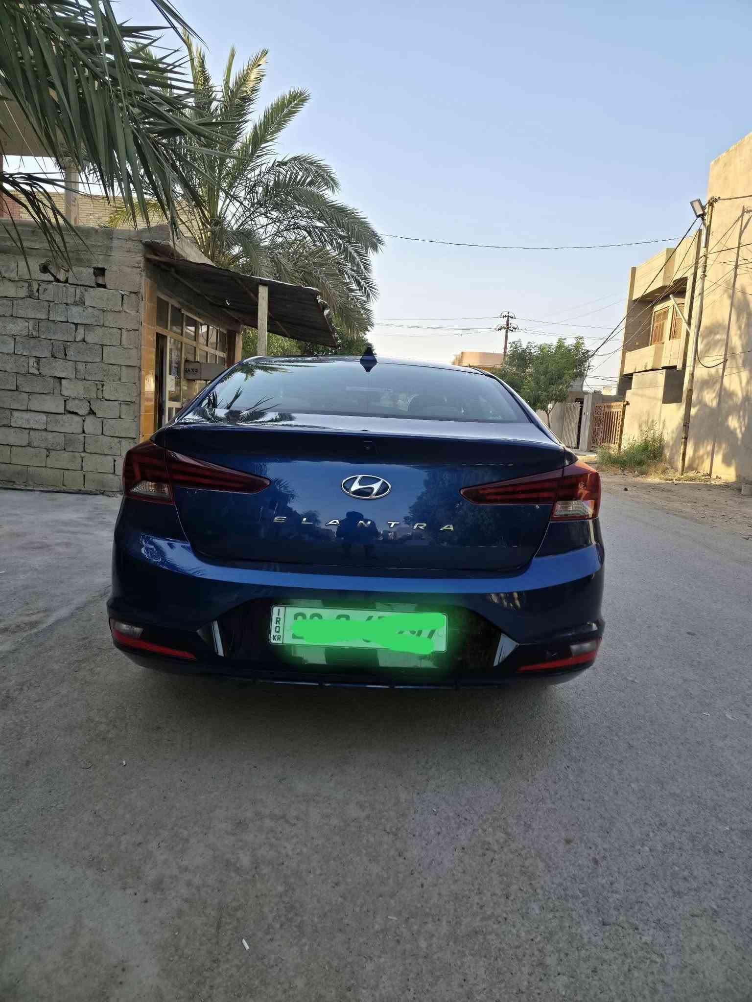 السلام عليكم
الالنترا 2019 
رقم اربيل بأسمي تحويل مباشر 
مكفولة من الصبغ كلشي واضح بالسونار وصور امريكا
المحرك معلة كازكيت بسبب الدوانز شرط لاتنقيص ولاتبخير عالفحص 
سيارة كلش نظيفة 
السعر 130 مجال بسيط
ماكان السيارة ديالى بعقوبة
للاستفسار ***********

