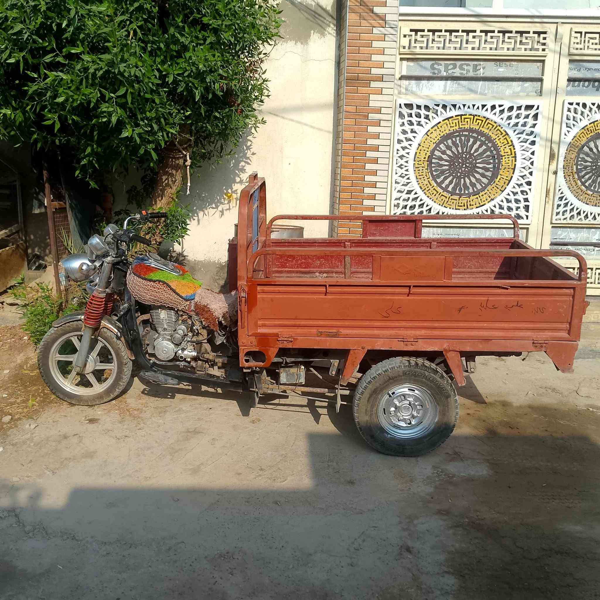 ستوته نوع جمره فحل كله جديد شادله بدي نضيف  شاصي مكفول السعر ٨٥٠لف   العنونه نجف ابو صخير المناذره ***********
