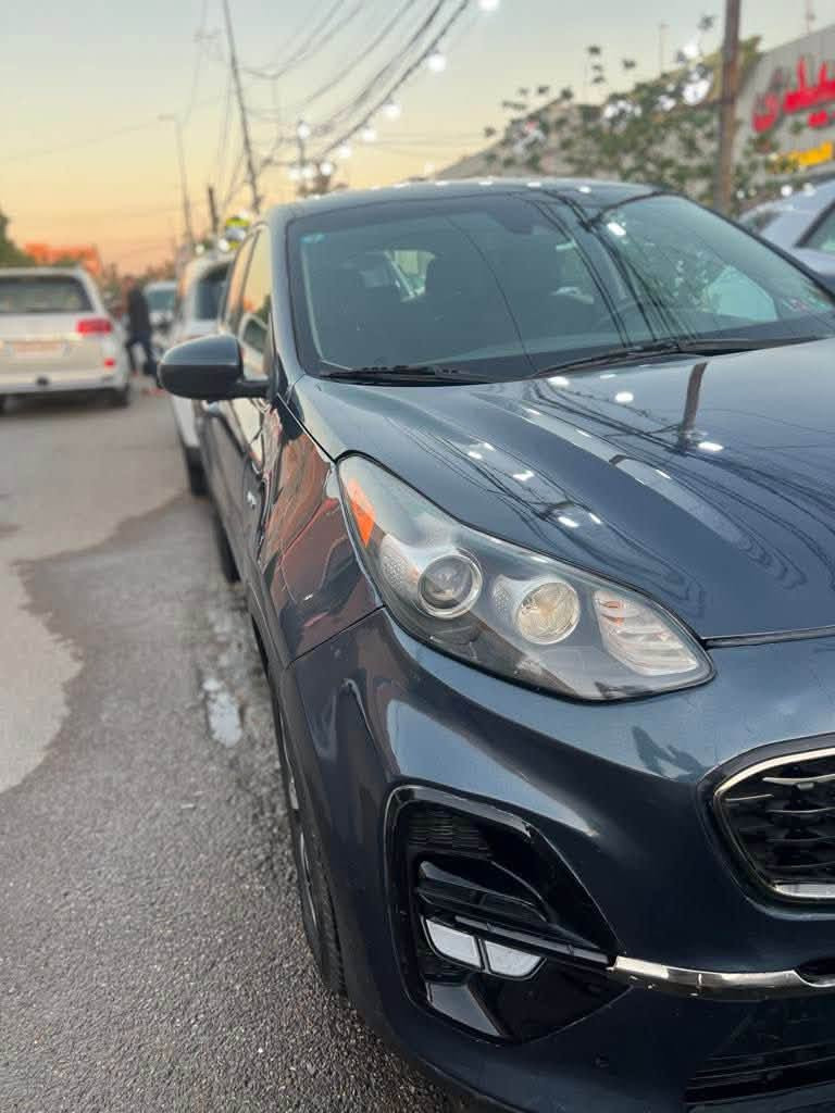 اسلام عليكم 
سبورتج 20  S
مواصفات عادية 
حادث خفيف موضح بل صور ماشية 85 الف 
متحتاج اي صرف كاملة مكملة 
للاستفسار ***********
