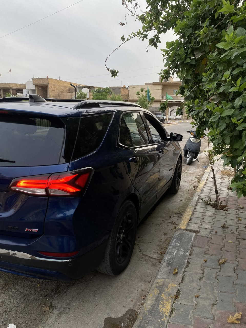 السلام عليكم
شوفرليت إيكونكس 2023 RS فول مواصفات
 خمس كامرات
ماشية 41 الف
رقم اربيل باسمي تحويل وكالة باي وقت 
حادثها بدون بچم سطحي راديتر سليم دواخل سليمة بدون اي شي 
كيلومتر الخليجي ٢٦٠ 
بيها تايرات جبلي
سيارة حلوة جدا وبدون مصرف 
سونارها موجود وصور حادثها موجودة 
مكانها بالكوت 
سعرها مناسب جداً (155)
***********
