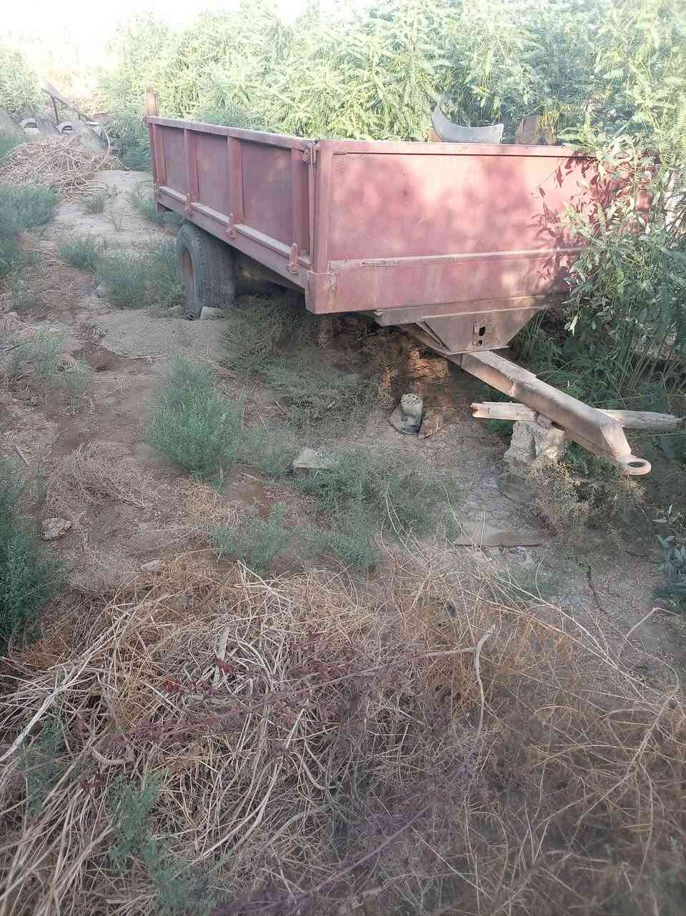السلام عليكم عربانه اسكندريه على البلاد جاهزه تاير وجك مع فدان ١٤تركي للبيع ***********
