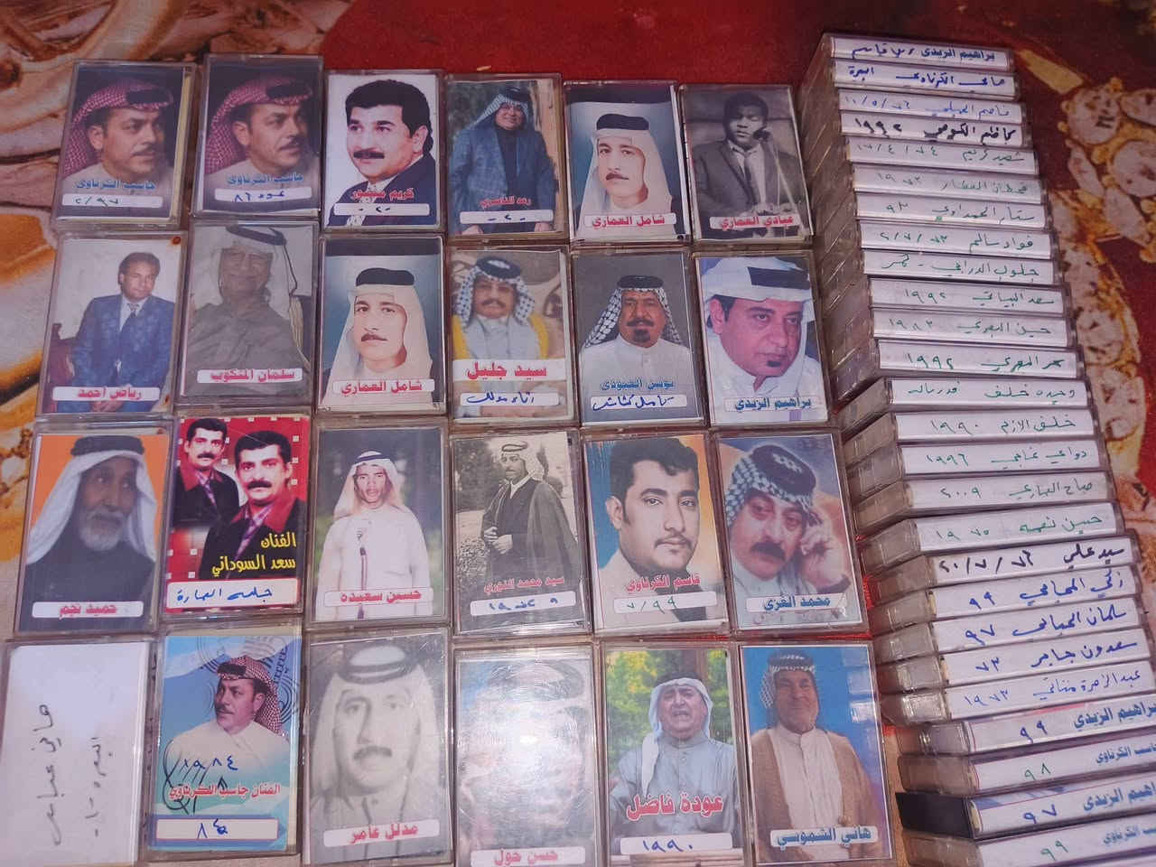 مسجل مع 60 كاسيت رقمي ‏‪***********
