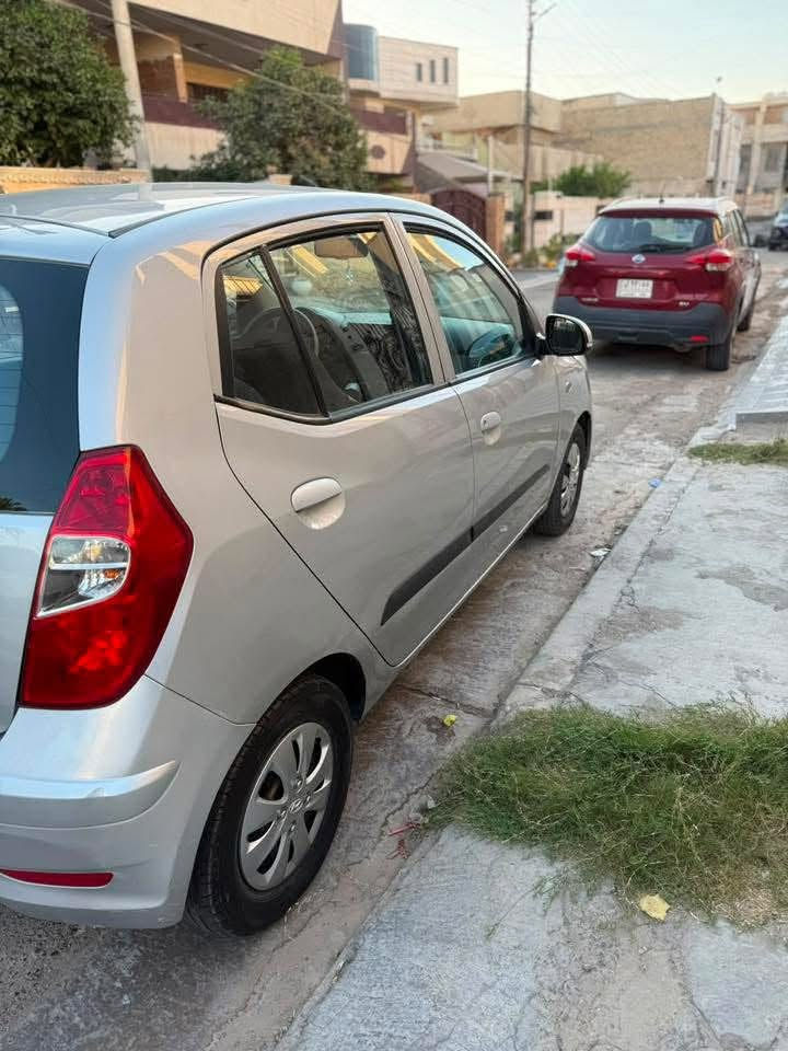 هونداي اي تين ٢٠١٥  وارد خليجي سيارة مال بنية استعمال قليل نظيفة جدا صور السونار موجوده رايدتها ب٨٠ ورقه وبيها مجال للتفاصيل راسلو واتس 

***********
