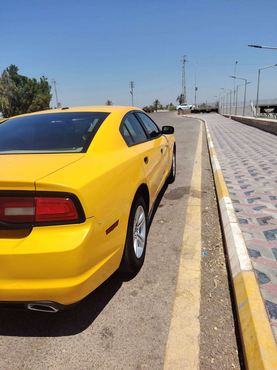 جارجر ٢٠١٣ كفاله لسعر ١٧٠  قفل  ***********
