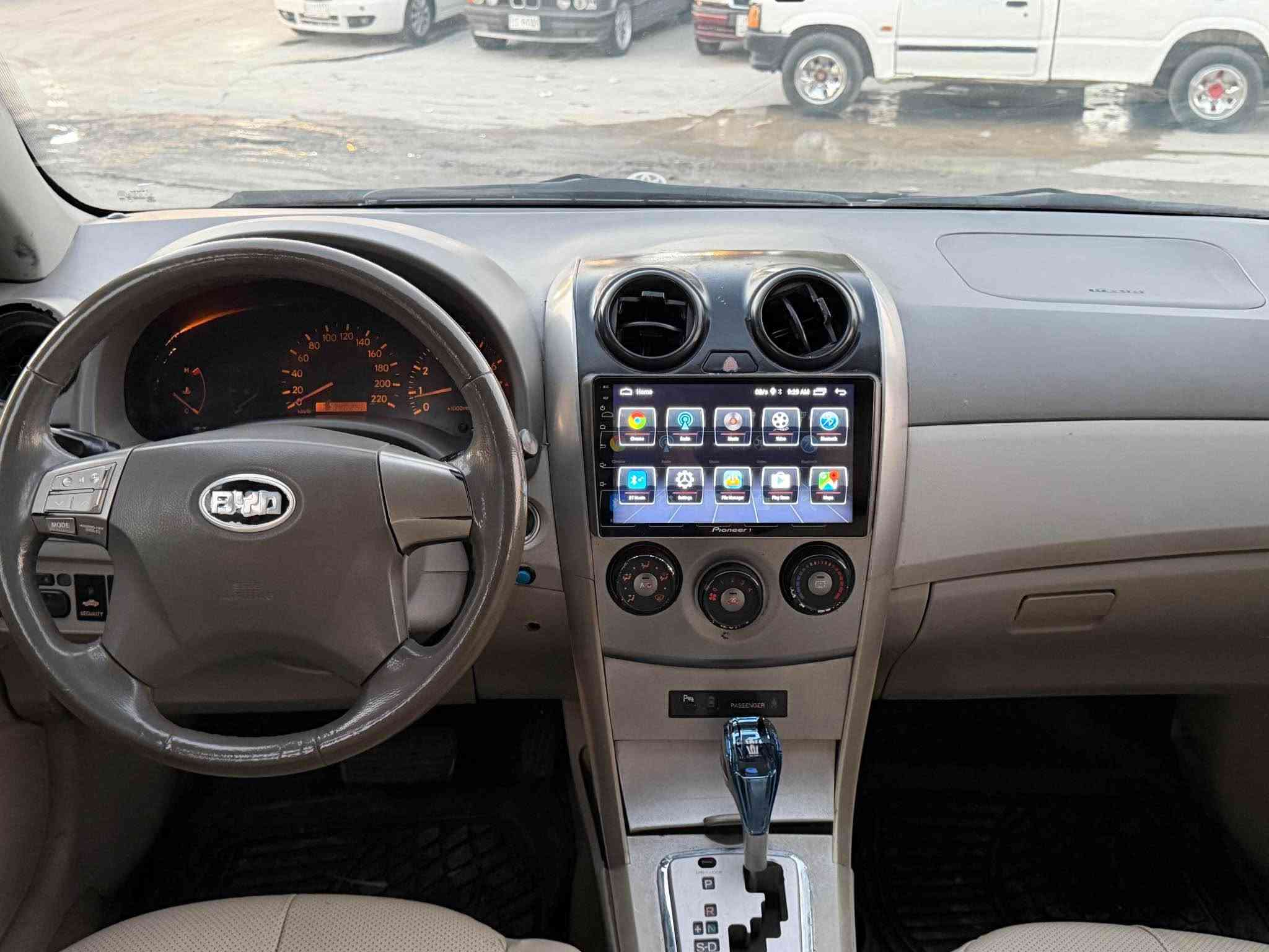 BYD.G3
2013
گێڕ تۆماتیک
گێڕ و مەکینەی کامری 
سەنەوی پلاستیکی بخداد وەکالەتیشی لەگەڵایە 
گێڕ و مەکینەی بەشەرتی ١٠ فیتەر 
دەحم و لێدراوی نیە 
پشت و پێشی کەپسە 
تەقەو ڕەقەی نیە 
تەبرید لەسەر سویچ🥶
لایت زینۆن
شاشە ئایپاد
سلایت 
چوار تایەو ویلی لۆکی لەژێرە 
سەیارەکە زۆر مەزبوتە کامل مەسروف کراوە
سعریشی خوار هەموو بازاڕ 
٣٤ گەڵاو کەمێک مەجال 
ئەگەر مووشتەریت تەلەفون بکە جوابی مەسج نایەمەوە لەگەڵ ڕێزم 
***********
***********
واتسئەپی لەسەرە 
قیست و قەرز و ئاڵوگۆڕم نیە 
سلێمانی! السليمانية, العراق

