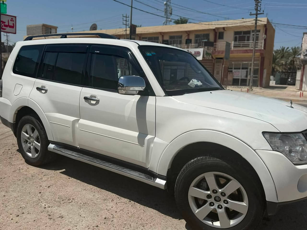 السلام عليكم 🫡 
بيع مستعجل 

باجيرو حبتور 2008  محرك 3800 
رقم بغداد 
تفاصيل البدي موضحة بالسونار 
فول مواصفات 
فتحة .. اشاير جانبية .. مري شفط 
سماعات دمام 
تبريد ثلاث قطع .. سبعة راكب 
كير ومحرك ممتازات 
لايتات زينون 
تحويل مباشر
مكانها حله - المركز 
للاتصال - ***********
السعر 105
