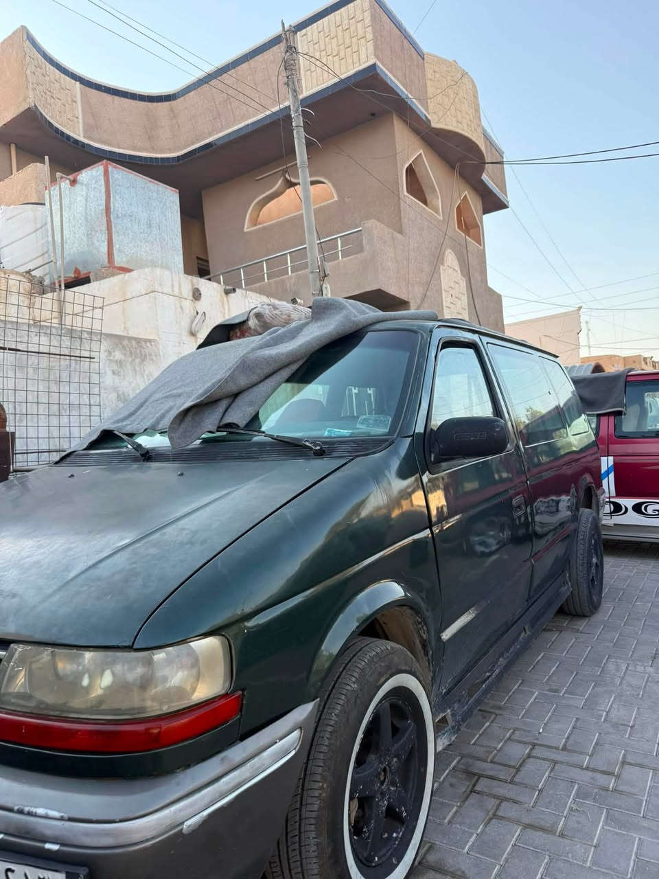 السلام عليكم سياره البيع دوح اكلايزر محرك كامري  السعر 38 بيه مجال   ال تصال  ***********
