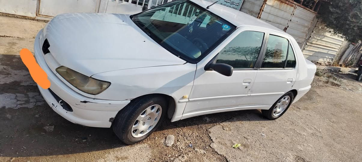 بيجو 306
‏موديل 2003
‏محرك.  كير   تبريد ثلج. 🥶. 
‏صدر امامي خلفي جديد    
‏تخم تاير جديد
‏ باتري جديد
منظومة بانزين كاملة
‏جديدة السيارة متعوب علية كلش بدون اي نقص بيهه تبديل بنيد وجاملغ مطخوخه بباب الحوش بدون دواخل السيارة حره مامطلوبة  لايوجد بيها خياس  بأسمي رقم بغداد دولي التحويل ثاني يوم  مكان السيارة بغداد الشعلة السعر 45  وبية مجال بسيط حك الجية  هاتف *********** بي وتساب
‏
