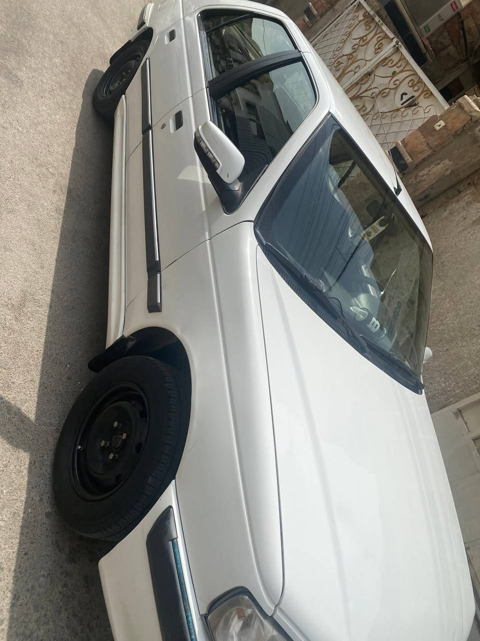 السلام عليكم من رخصت الادمن بيجو بارص ٢٠٢٢ بيه بابين تبديل جهة الراكب وحار شبر جهة السايق جاهزة من كل شي حداديه وتخم تاير كهرباىيات كلشي جاهز مطلوبه باقي عليه اقصاد ٨شهر ب وبىسم الموظف وكالف روحه يسويه وكاله قياده السعر ٦٠رقمي ***********
