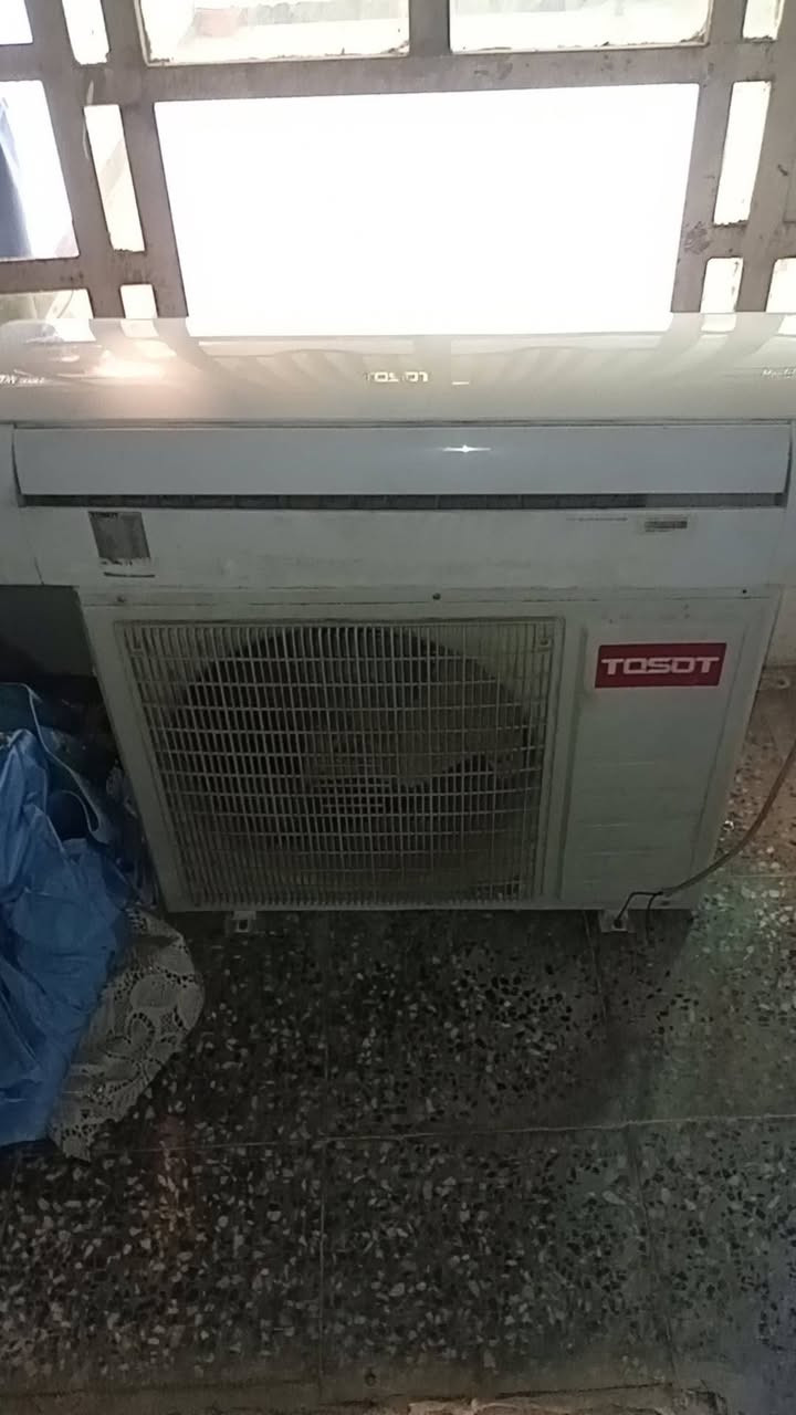 سبلت طن ونص توسوت نضيف جدأ السعر 300 مكاني بغداد البياع ***********
