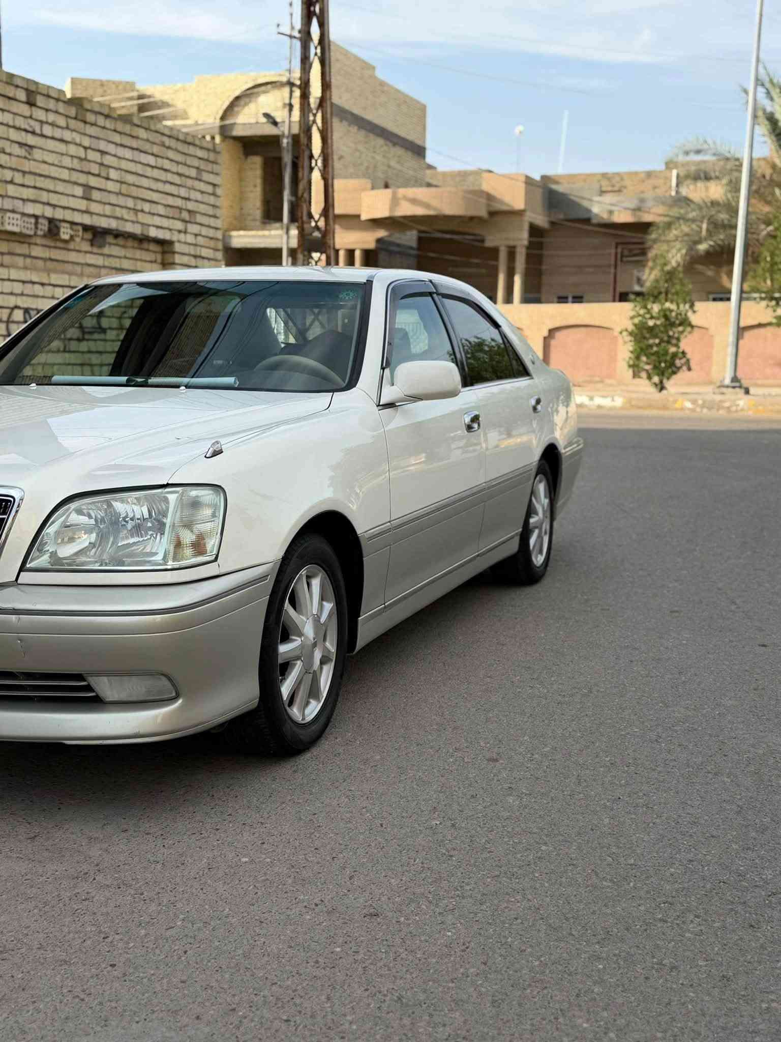 تيوتا گراون • ٢٠٠٢ • رقم انبار