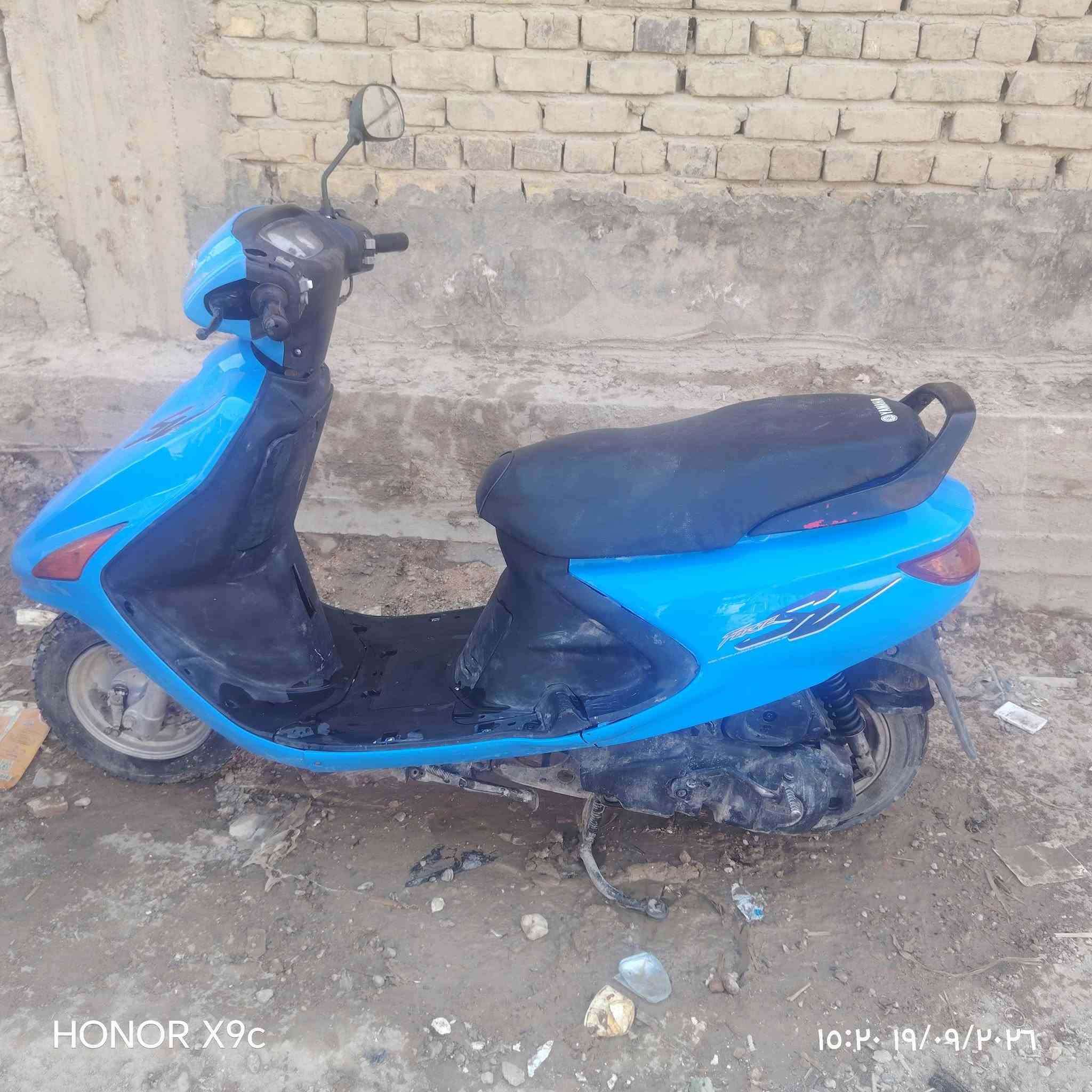 دراجه للبيع فراشه جاهزه مكاني بابل شارع ٦٠ قرب كراج الموحد الشراي يتصل *********** السعر 400 وبيه مجال

نص مكتوب في الصور:
- HONOR X9c 10:20 19/09/2026
- HONOR X9c 15:30 19/09/2026
- HONOR X9c 10:32 2024/09/19