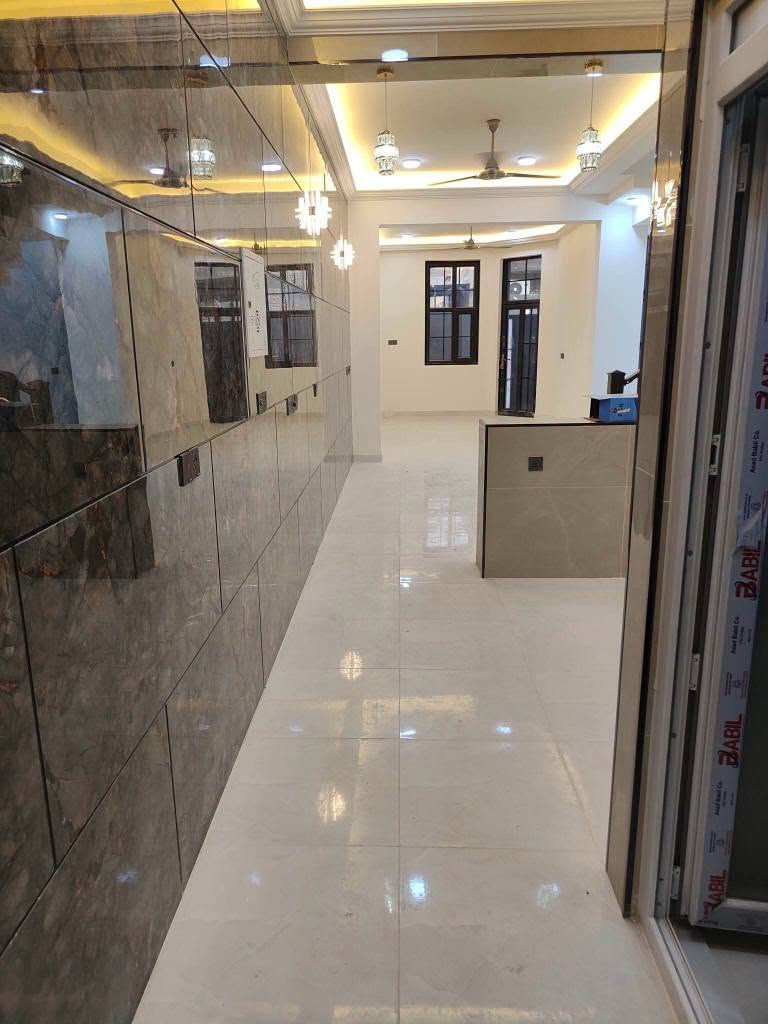 كربلاء حي الإطارات • ١٠٠م • دورين ٣ غرف
