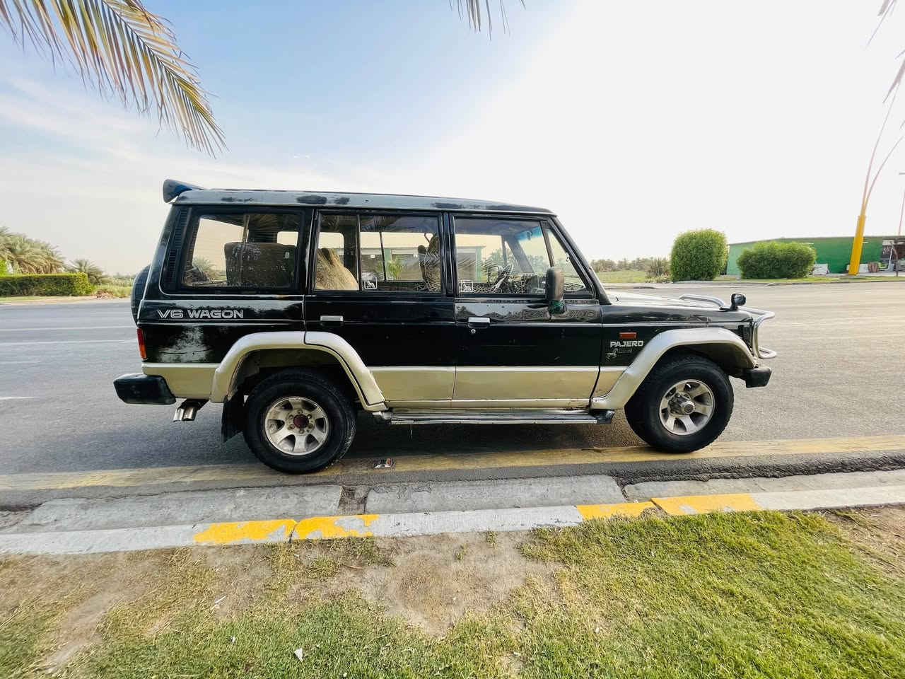 سلام عليكم باجيرو موديل 92 رقم بصره محرك ونجي 6 بستم كير اوتماتيك اتعهد بلمداور السعر27 بيه مجال مكان الحله حمزه الغربي*********** ماترهم ماراوس
