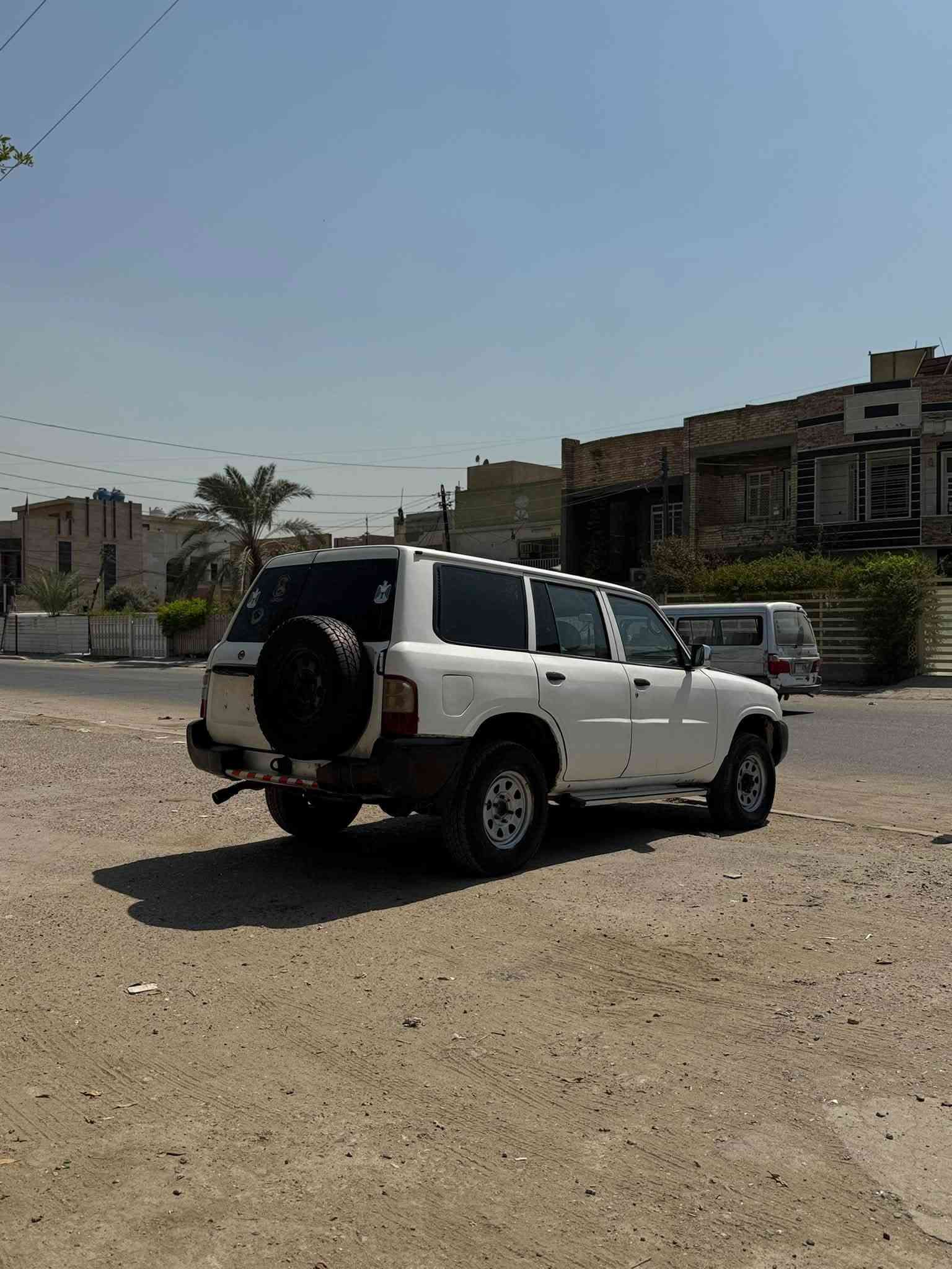 باترول ٢٠٠٣ • مكينة ٤٥٠٠ • مزاد داخليه