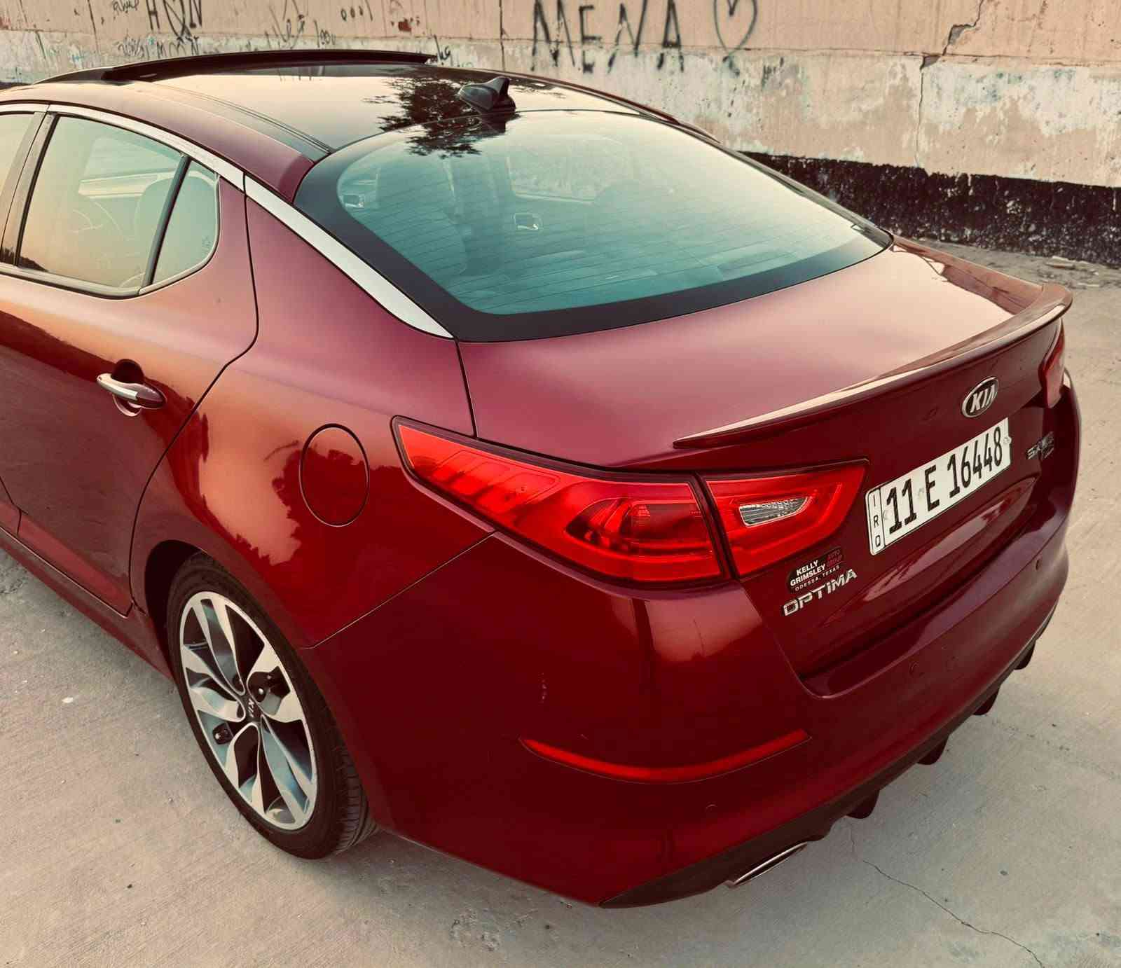 سلام عليكم

اوبتما sxt 2015 ماشيه ٩٠ الف 

السيارة جديده و مابيها نقص 

مواصفات فول 

بانوراما 

كشنات كهرباء 

كشنات تدفئه و تبريد 

بكلايت لد 

لايت لد 

ويل 18 

كامرا 

حساسات 

بصمه 

سستم سماعات انفنتي

تبريد قطعتين 

حادثها جاملغ مبدل نفس اللون يعني السيارة بدون صبغ 

مكانها بغداد العطيفيه او الصالحيه 

السعر 12,700 و بي مجال 127 ورقه 

***********
