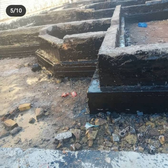 اسعارنا مناسبه وعملنه شرط النجاح وفق الفحص الهندسي***********  يوجد لدينا كافة انواع الزفت وتطبيك الشتايكر وتصليح الأسطح واعادة الماستك للإستفسار الاتصال على الرقم التالي  ***********.   🌧️🌧️🌧️  ***********🌧️🌧️🌧️🌧️ النجف, العراق

نص مكتوب في الصور:
- 7/10
- 5/10
- 1/10