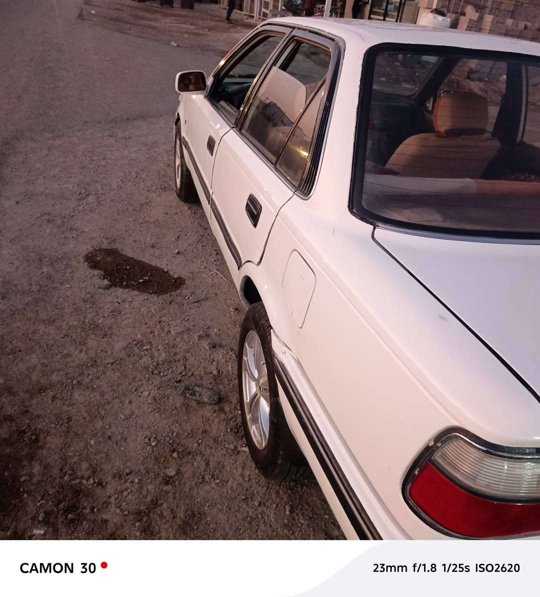 كورلا موديل 90للبيع المكينه بيه تبخير كير تمام تايرات حداديه واسط قضاء الحي السعر 38وبيه مجال ***********
