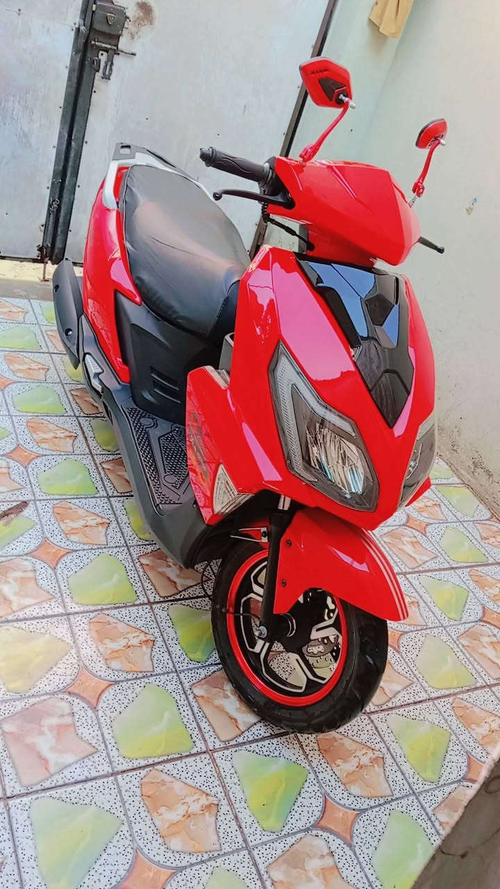 السلام عليكم سگنس جامبو فحل للبيع جديده  استخدام قليل السعر 500بيه مجال قليل تشغيل ريمونت سويچ ***********
