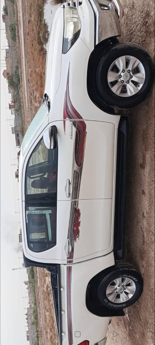 هايلوكس فور ويل • ٢٠٢٠ • رقم اربيل