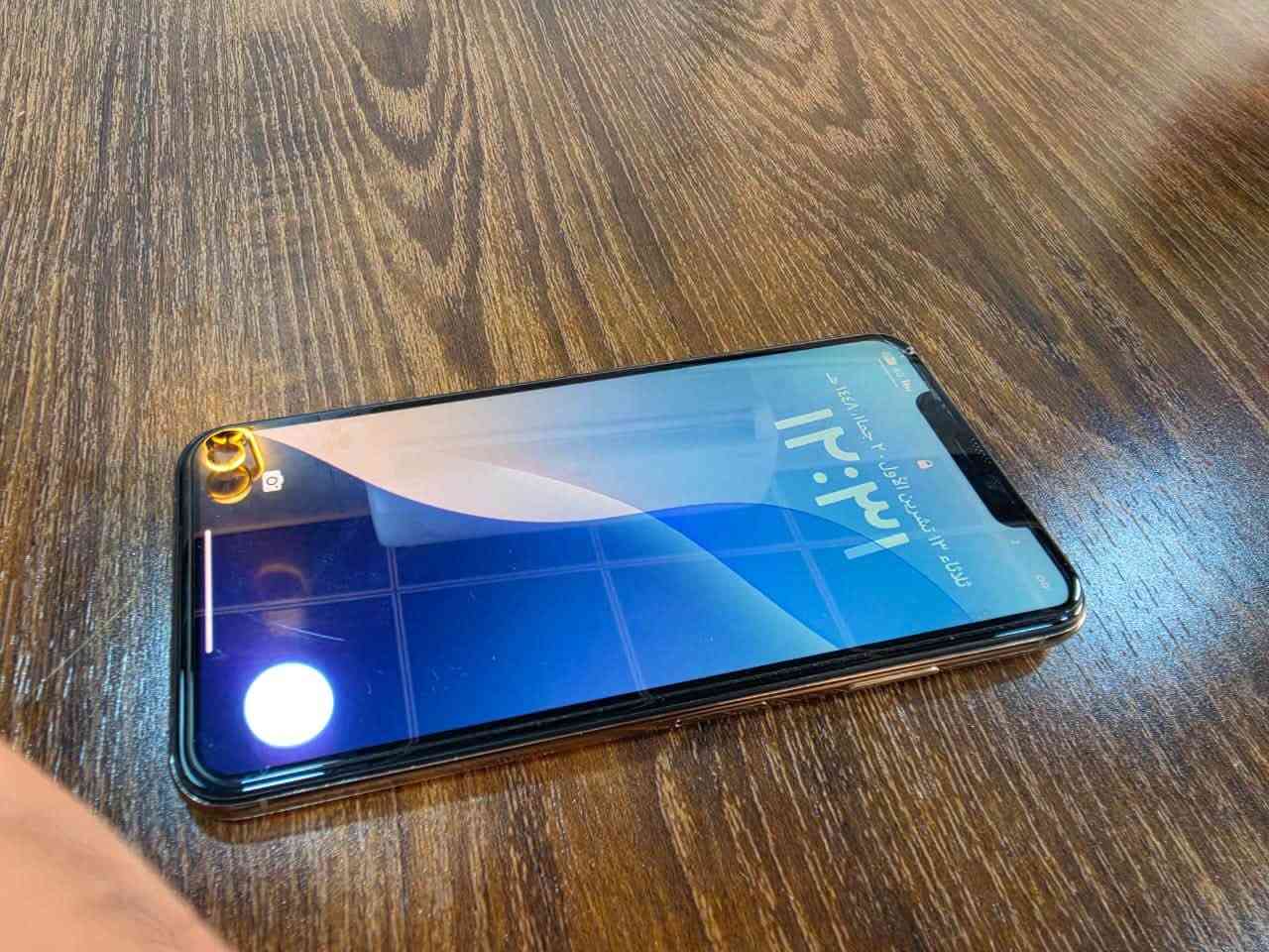 ايفون اكس اس ماكس • بطارية ١٠٠ • نجف