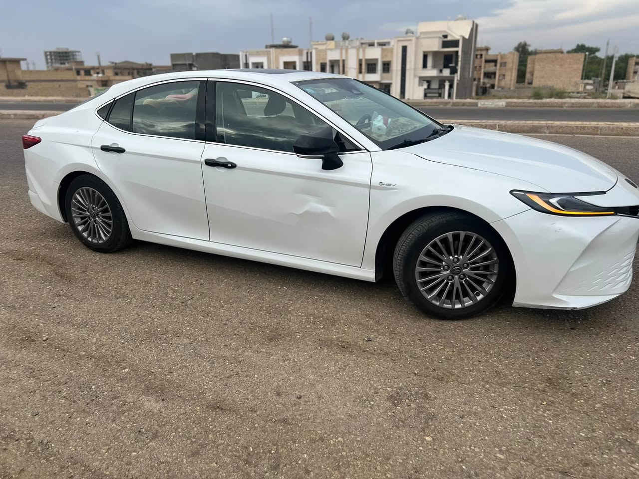 كامري موديل 24 شكل ال25
فول مواصفات 
تجميع الصين 
محرك 2000هايبرد 
رقم بغداد تحويل ثاني يوم 
الضرر فقط الباب جنب السايق وموضح بالصوره 
ماشيه 78الف  
السياره ماناقصها شي تشغل وتطلع 
يرهم مراوس هالندر او راف فور 

للاستفسار  فقط هاتف ***********
