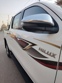 هايلوكس موديل  2018  سيد نهرو كويتي مكفوله من الصبغ والتبديل والحادث و...